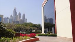 altText(Irán atacó edificio de Oracle en Dubái)}