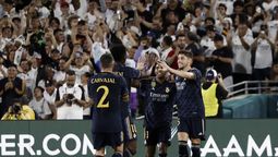 altText(Doblete de Valverde en el estreno de Real Madrid)}