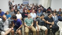 altText(No se levantó el paro de los árbitros, la gremial hace una contra propuesta)}