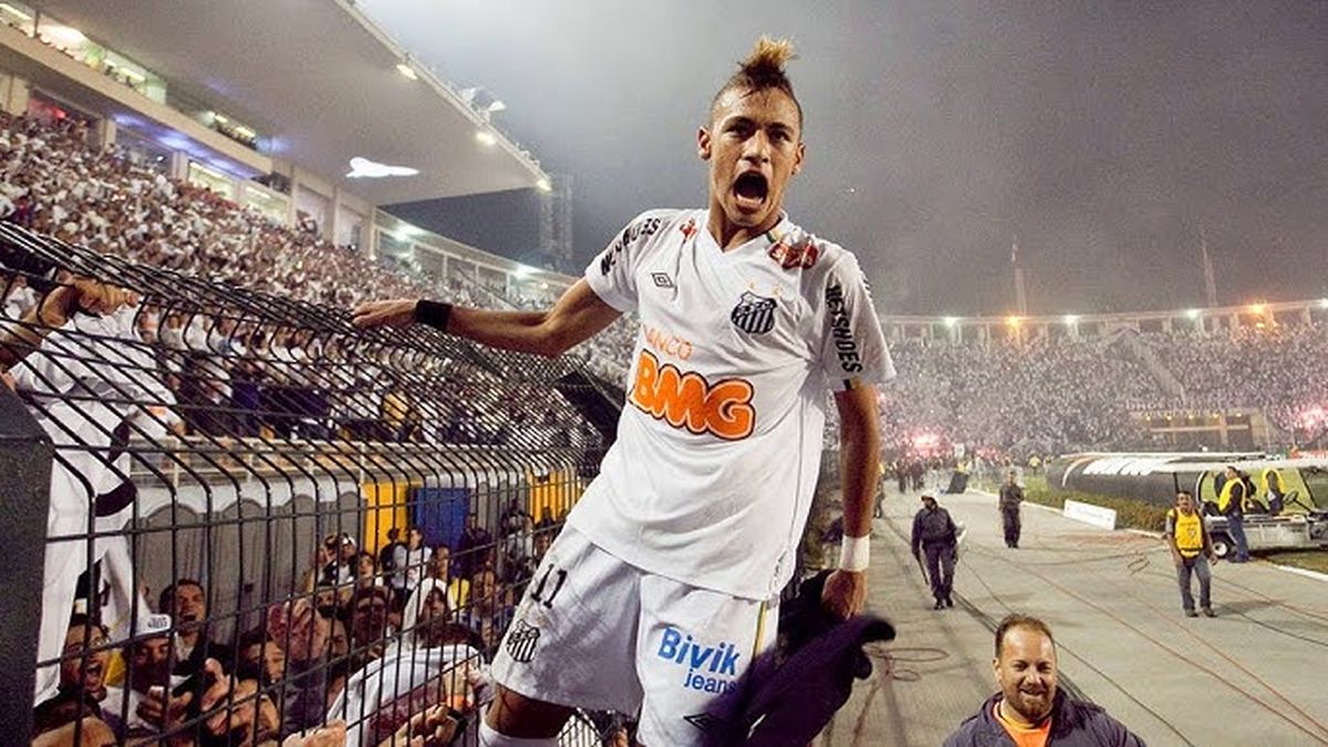 Neymar vuelve al Santos de Brasil.