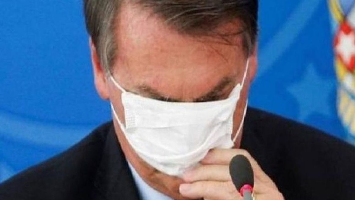 En plena crisis, Bolsonaro despidió a su ministro de Salud