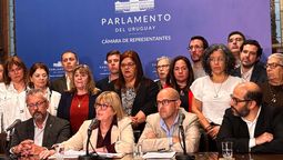 altText(Poder Ejecutivo ratificó el respaldo a Álvaro Danza al frente de ASSE)}