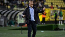 altText(Aguirre y su campaña: 