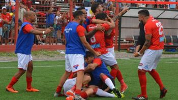 Resultados, posiciones y próxima fecha (3ra)