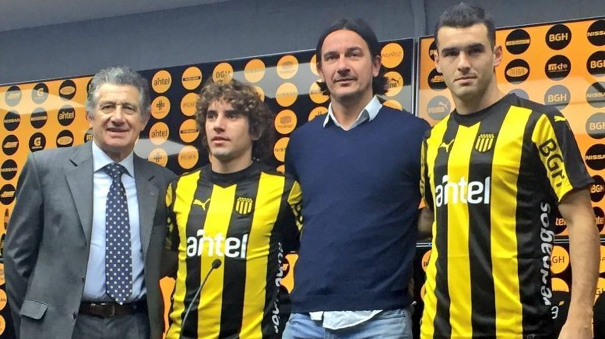 Peñarol presentó a Corujo y Formiliano