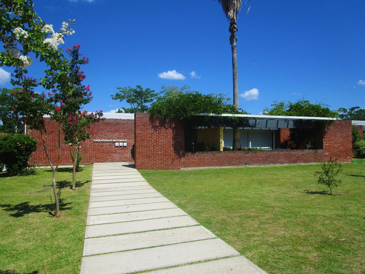 La Asociación Casa Ronald Uruguay celebra su décimo aniversario.