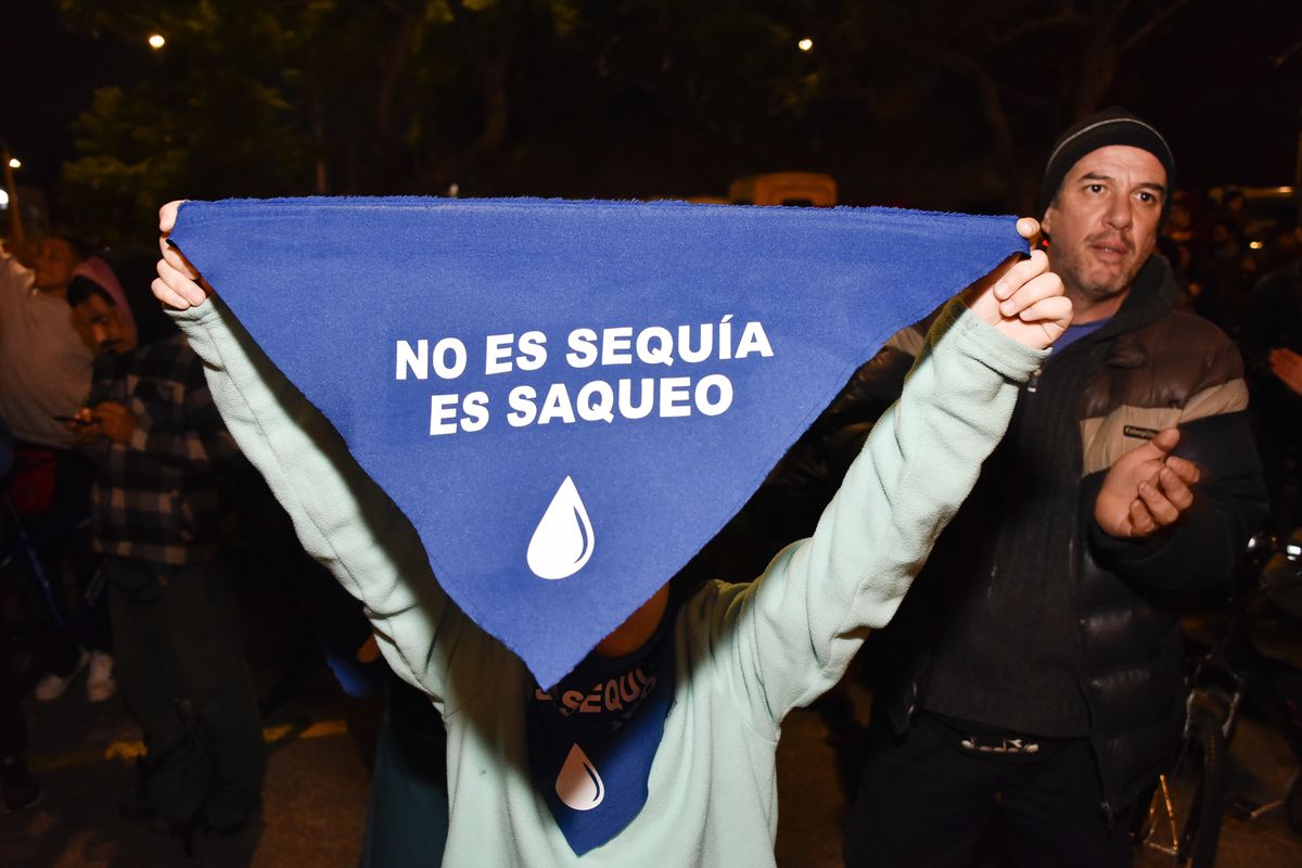 Nuevas protestas en Montevideo ante la crisis del agua.