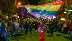 altText(Marcha por la Diversidad: ¿cómo afectará el transporte en Montevideo este viernes?)}