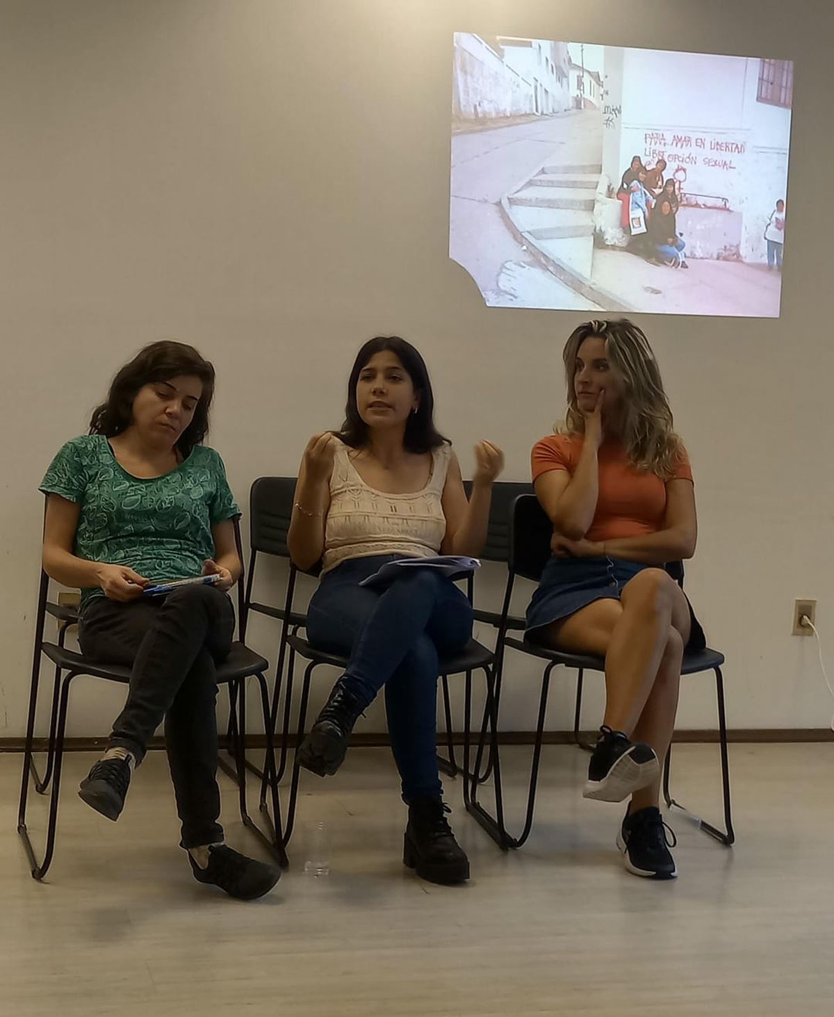 Maite Villero, Eva Taberne y Nadia Birriel (integrantes de Getig)