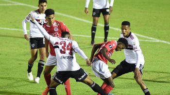 Rentistas empató con San Pablo en el Centenario