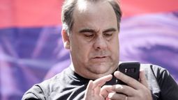 altText(Adolescentes quemaron colchones en el Inisa: 5 funcionarios hopsitalizados)}