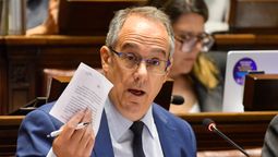 altText(Mahía admitió que no se alcanzará el 6% para la educación)}