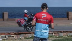 altText(Quiénes son y dónde trabajan: radiografía del empleo de los migrantes en Uruguay)}