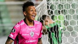 altText(¿Quién es Billy Arce, la nueva incorporación de Peñarol?)}