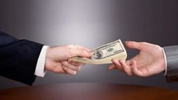 altText(Casi el 70% de los uruguayos está endeudado)}