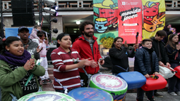 altText(Lanzamiento de la Movida Joven a las 19 horas en el Teatro Solís)}