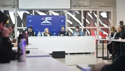 altText(El Frente Amplio detecta problemas de gestión política y crea una coordinación mensual para fortalecer la acción de gobierno)}