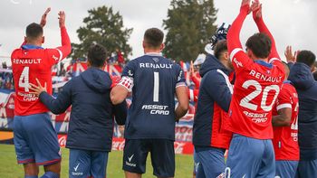 Copa Sudamericana: brote de Covid-19 afecta a Nacional
