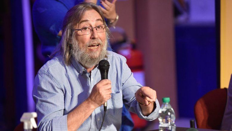 Partido Socialista presiona e insiste en implementar el impuesto al 1% más rico