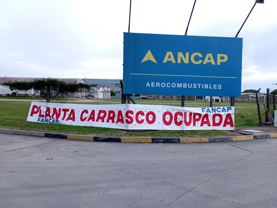 Fancap ocupó planta de aerocombustibles de Carrasco.