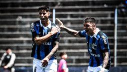 altText(Liverpool consiguió su segunda victoria al hilo y obliga a Cerro a esperar)}