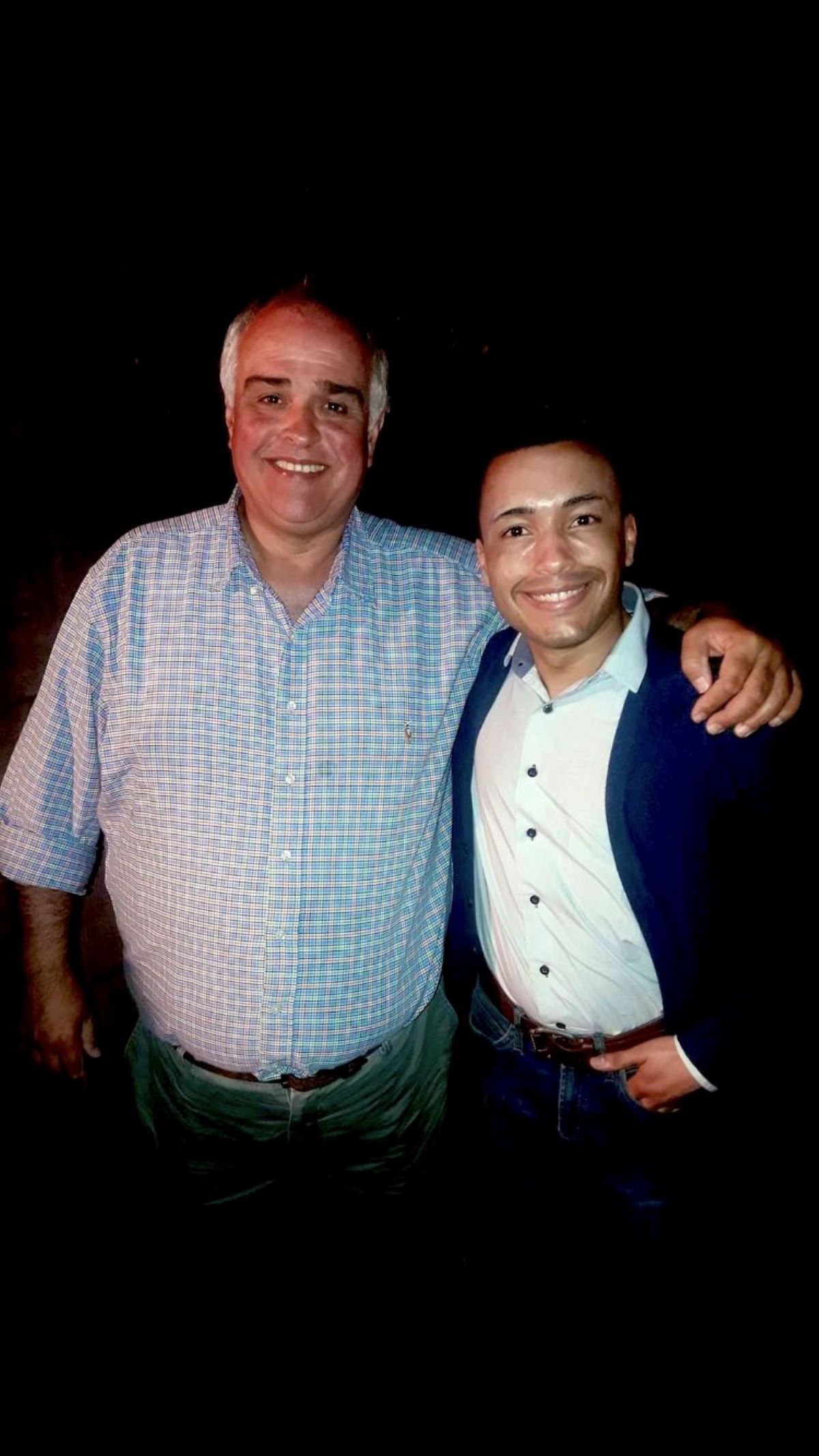Senador Gustavo Penadés junto al profesor Sebastián Mauvezín.