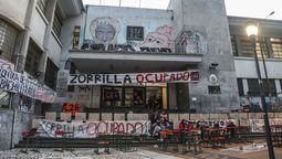 altText( Policía pidió datos personales a estudiantes durante desocupación)}