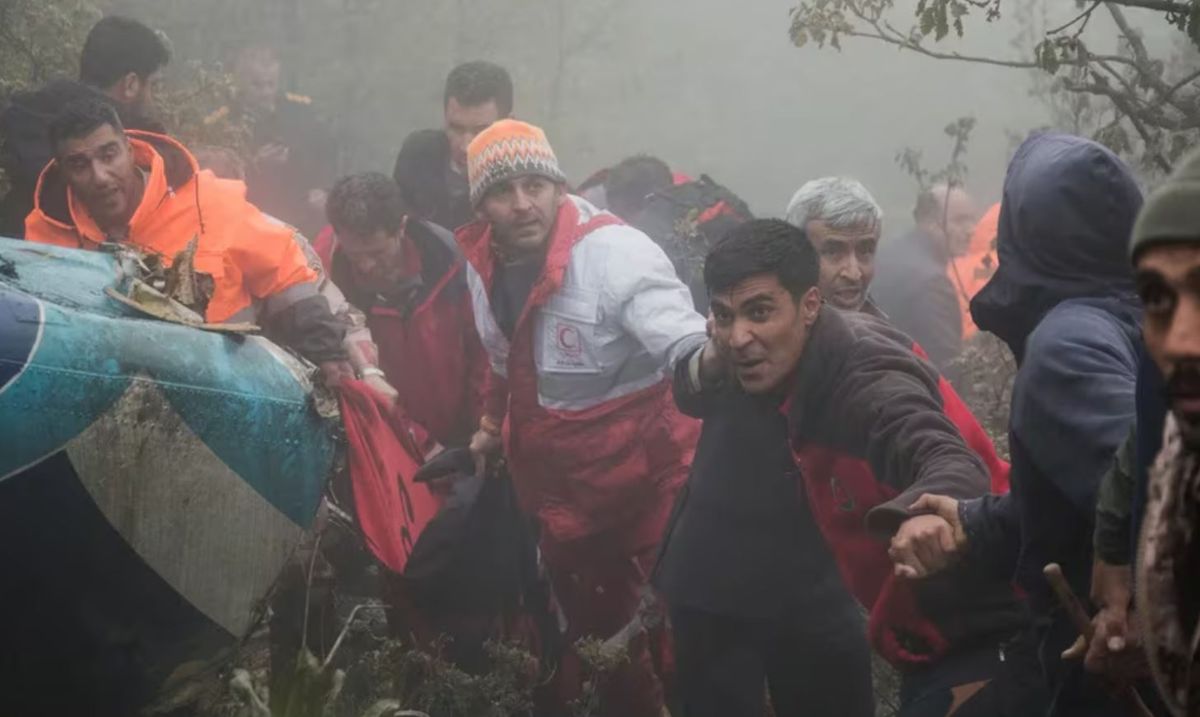 Las operaciones de rescate se dificultaron por la espesa niebla del lugar en el que cay&oacute; el helic&oacute;ptero. Cr&eacute;dito: Reuters