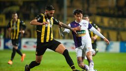 altText(Fénix le ganó a Peñarol con el molde)}