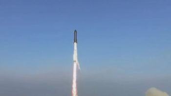 Starship explota durante su primer vuelo de prueba.