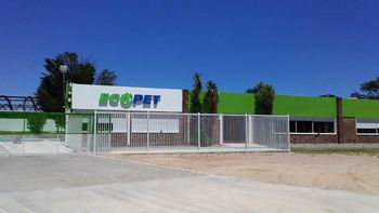 Ecopet ayuda a reciclar y cuidar el ambiente.