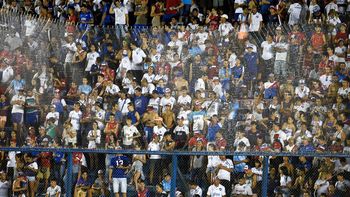 Hinchas de Nacional no podrán entrar a estadios de Buenos Aires
