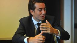 altText(Sartori se comprometió a crear 100.000 puestos de trabajo)}