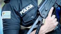 altText(Más de 30 disparos: una mujer asesinada y dos heridos)}