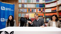 altText(BROU y Fundación de Cultura Universitaria firman convenio para beneficiar a estudiantes)}