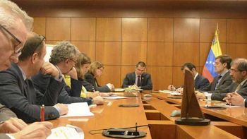 Arreaza se reúne con  Grupo de Contacto Internacional de la Unión Europea y Uruguay