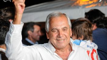 José Fuentes viajó rumbo a Europa para hablar personalmente con Suárez.