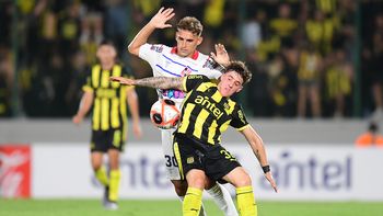 Peñarol derrotó por 2 a 1 a Central Español y logró sus primeros puntos en el Clausura