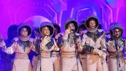 altText(Social Club: la página de memes que debutó en Humoristas y busca romper un récord mundial)}