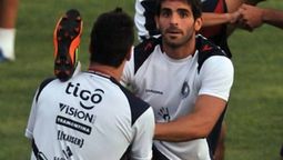 altText(Ante el fallecimiento de Williams Martínez se suspendió el complemento de la 11ra fecha)}