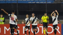 altText(Danubio ganó y se ilusiona con seguir adelante en la Copa)}