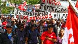 altText(Sindicatos de empresas públicas marcharon bajo la consigna 