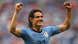 altText(Edinson Cavani será nuevo jugador de Valencia)}