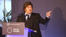 Milei insultando en España.