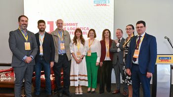 Equipo de Aero Cargas y expositores del Primer Summit sobre Logística Sustentable