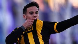 altText(Peñarol le ganó a Cerro Largo en la hora)}