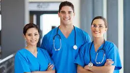 altText(Enfermeras se concentran hoy frente a Torre Ejecutiva)}