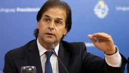 altText(Lacalle Pou tiene el sueldo más alto de los presidentes latinoamericanos)}