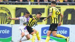 altText(El futuro de Peñarol: posibles altas, bajas y renovaciones claves)}