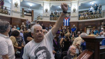La solidaridad no se olvida: potente acto de respaldo a Cuba en la Udelar